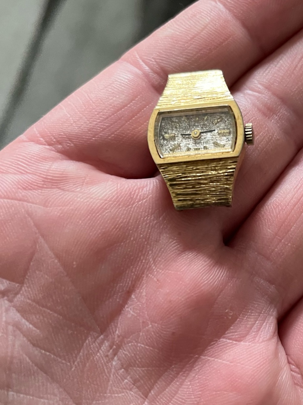 Vintage Woman’s Watch Bundle - Picture 10 of 11